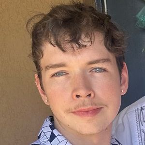 Meet your Posher, Nikolas